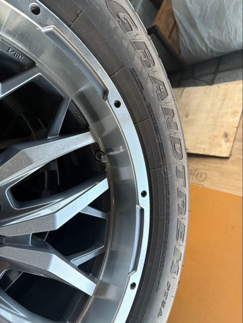 あんな様トヨタ プラド　ナイトロパワー20インチ　ダンロップ 265/55R20