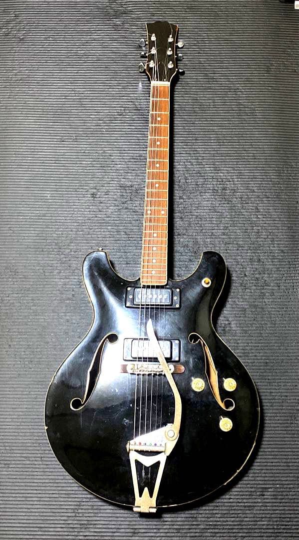 か*。様 Guyatone エレキギター 黒 セミアコースティック