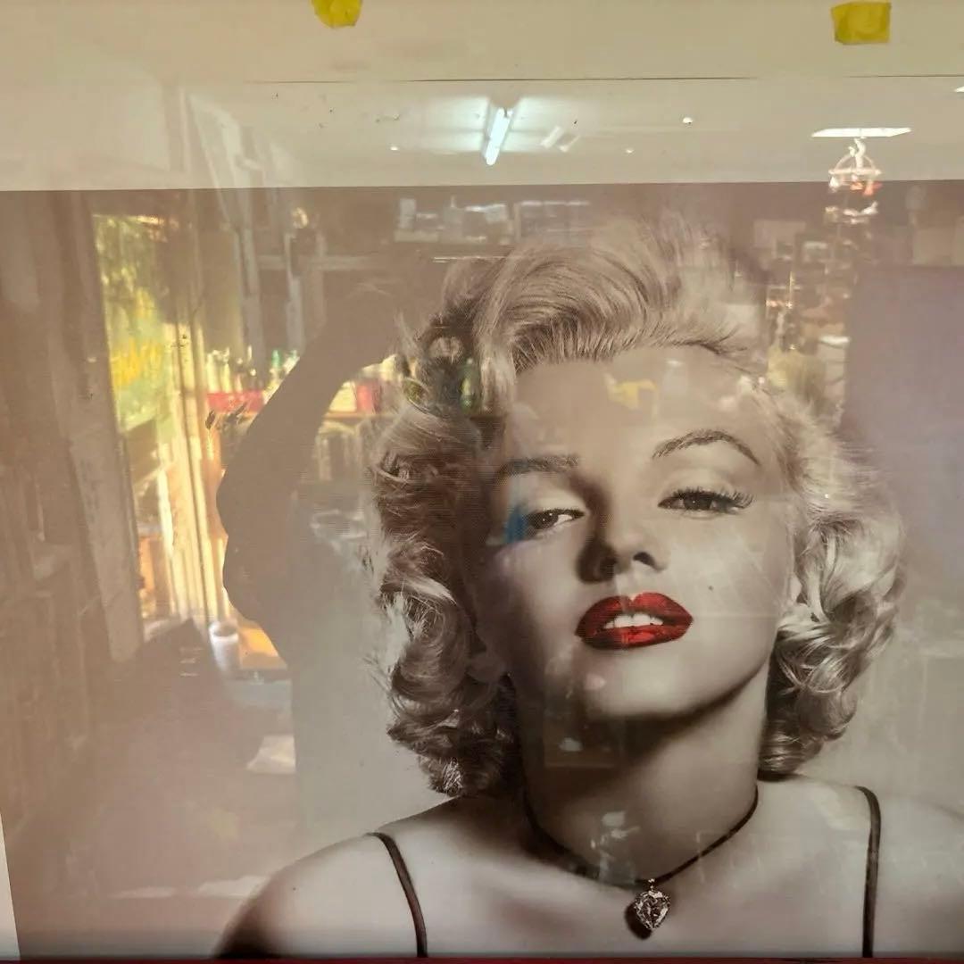 超貴重 マリリン・モンロー モノクロ写真 ７０cm✖️５０cm