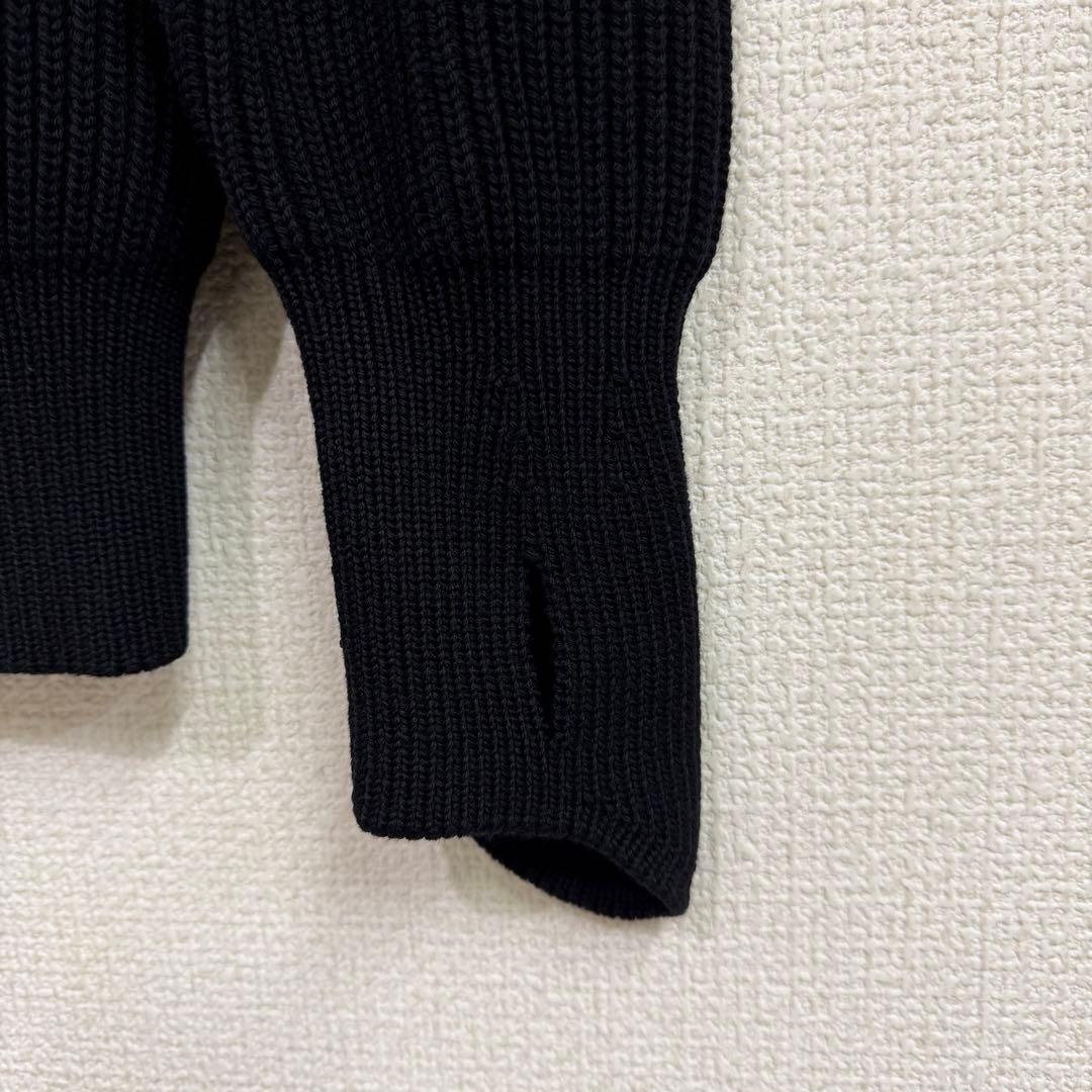 バトナー　シグネチャー ハンドウォーマー モックネック セーター ニット