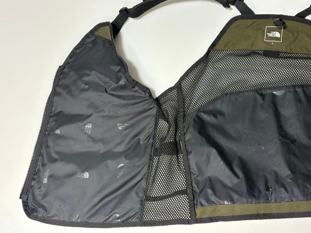 希少なLサイズ！【ほぼ未使用】ノースフェイス ギアメッシュベスト ニュートープ