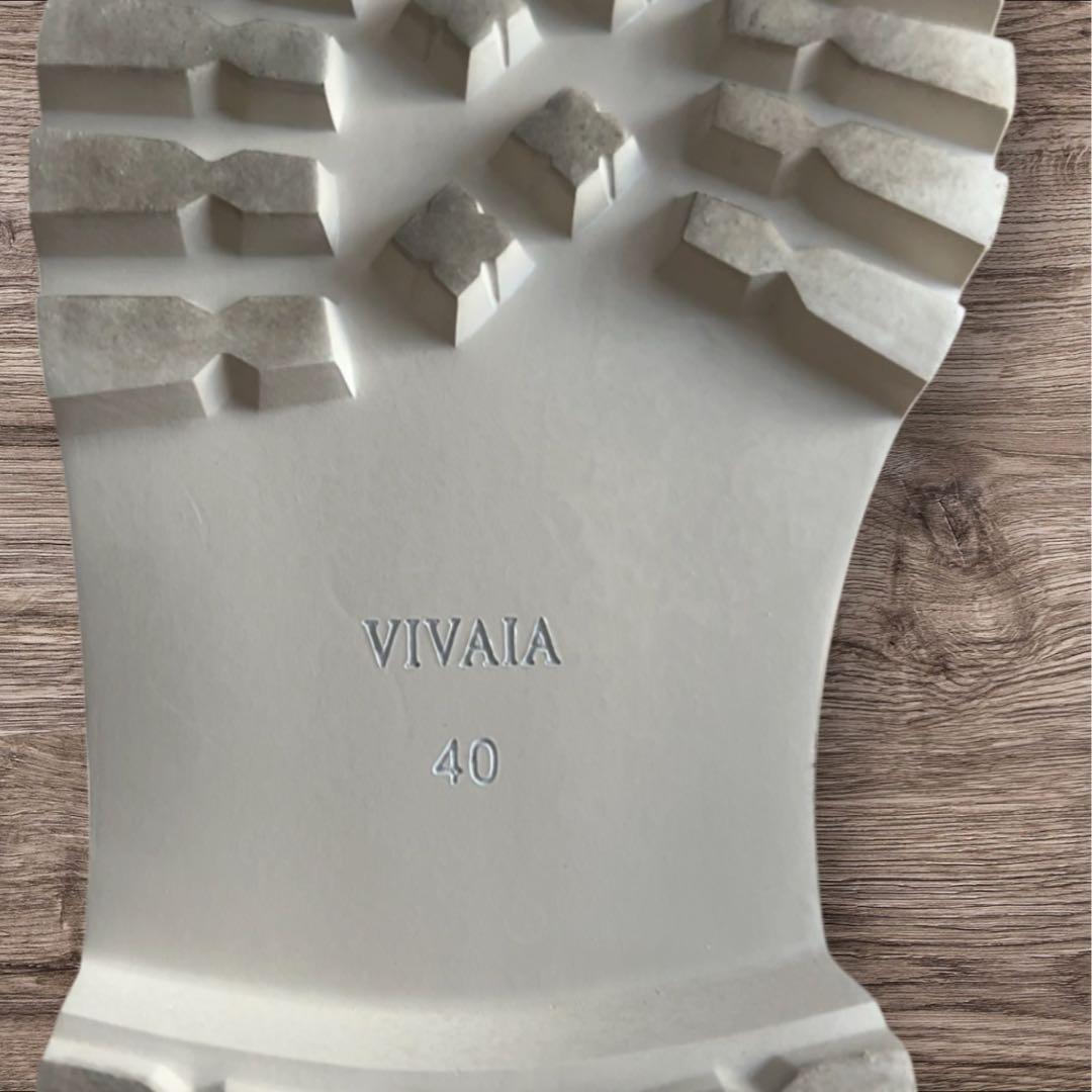 VIVAIA ビバイア　アーモンドトゥプラットフォームトラックソールローファー