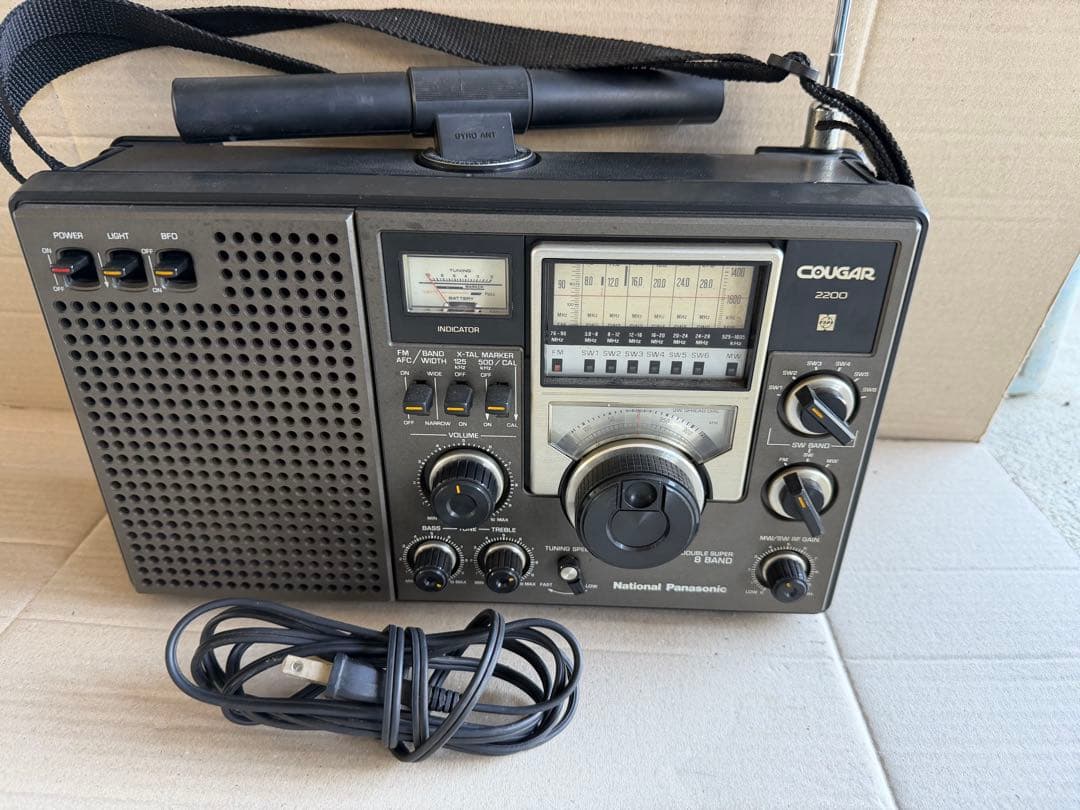 National Panasonic RF-2200 ラジオ