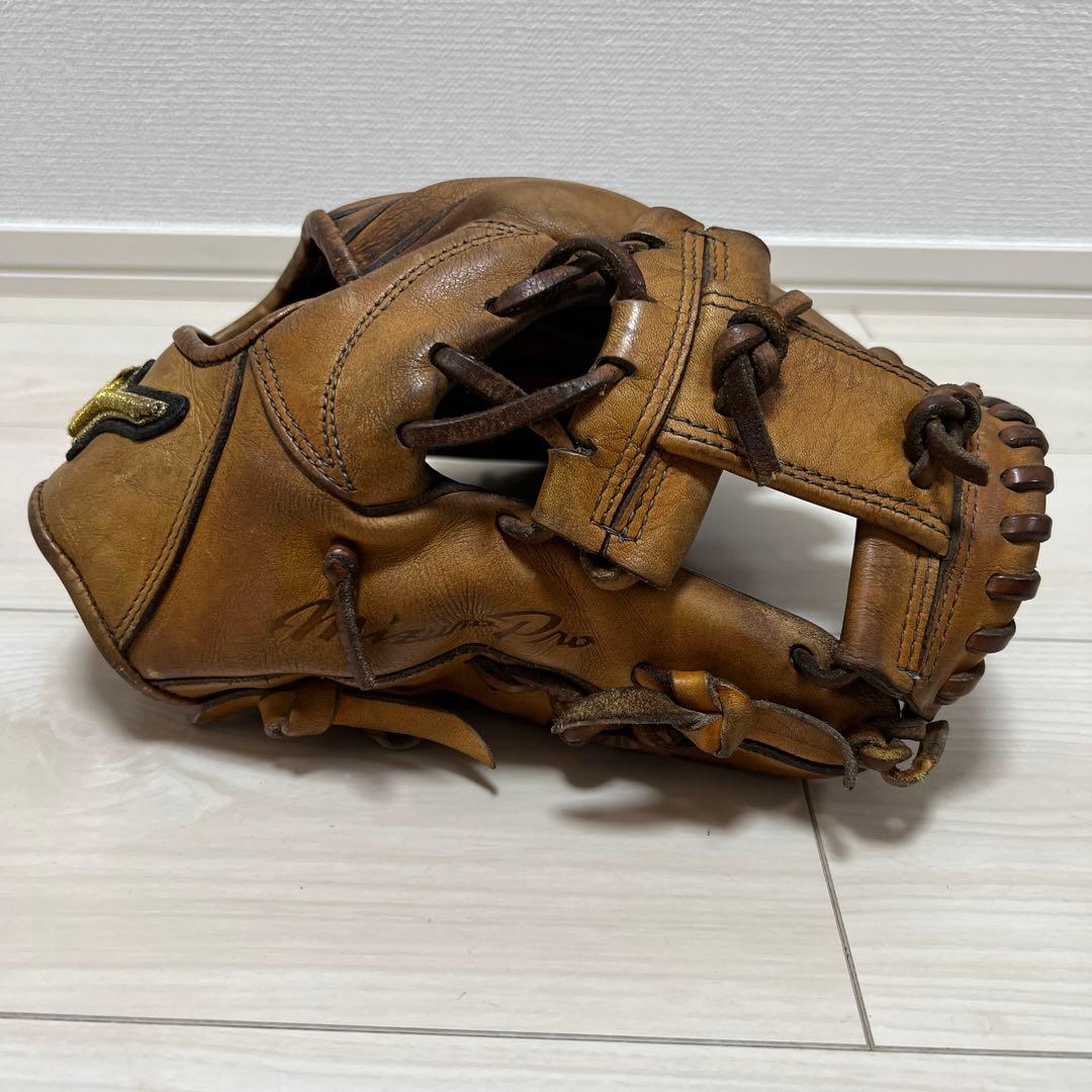 パ*ン様 ミズノプロ硬式内野手用グローブ