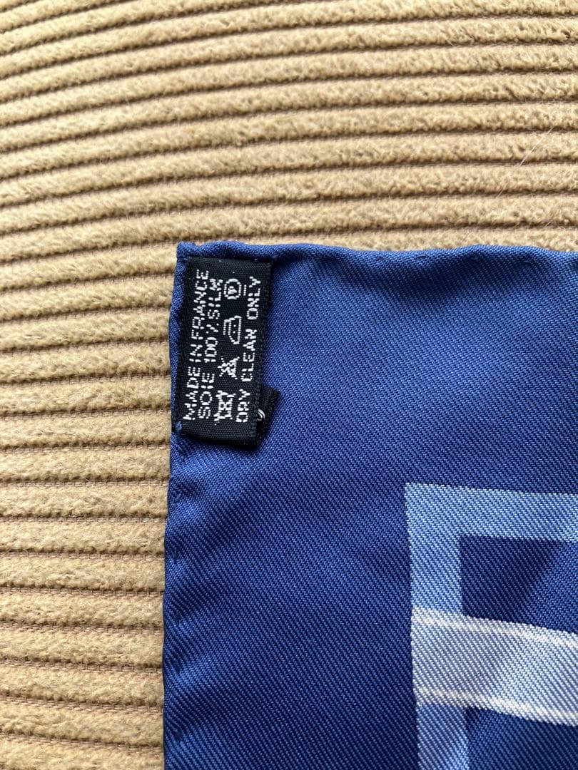 HERMES エルメス カレ45 ボルデュック ネイビー