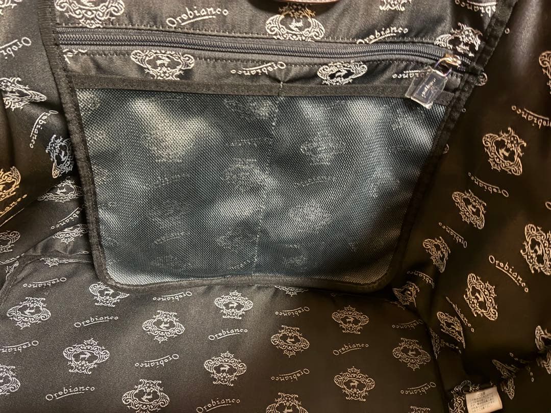 美品　オロビアンコ　年末年始対応可能です　定価35200円