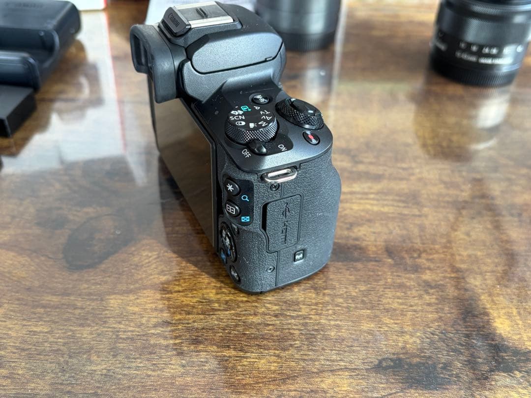 Canon EOS M ミラーレス一眼カメラセット