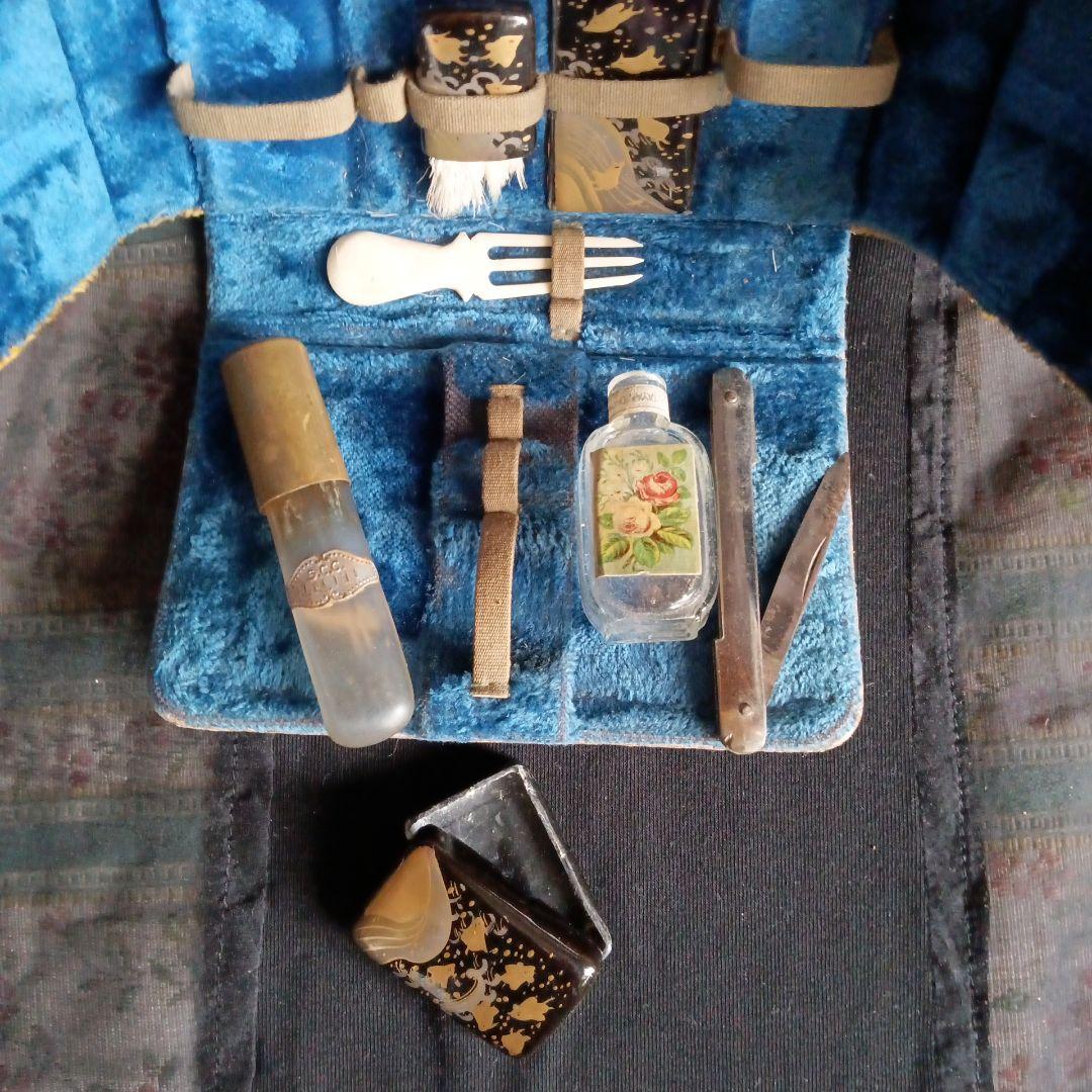 昔の女性の化粧セット日本製骨董品