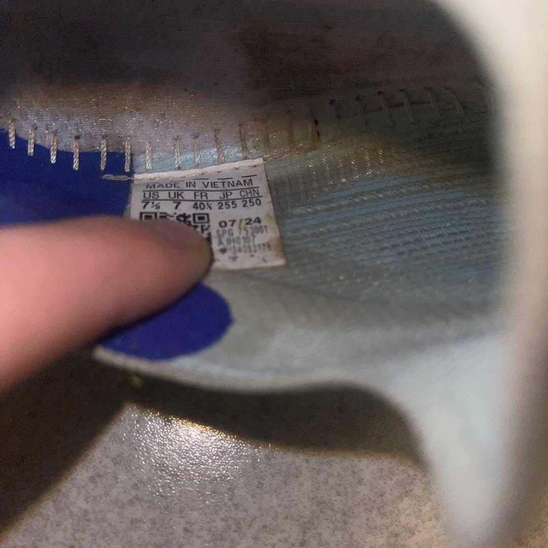 adidas F50 サッカーシューズ・スパイク