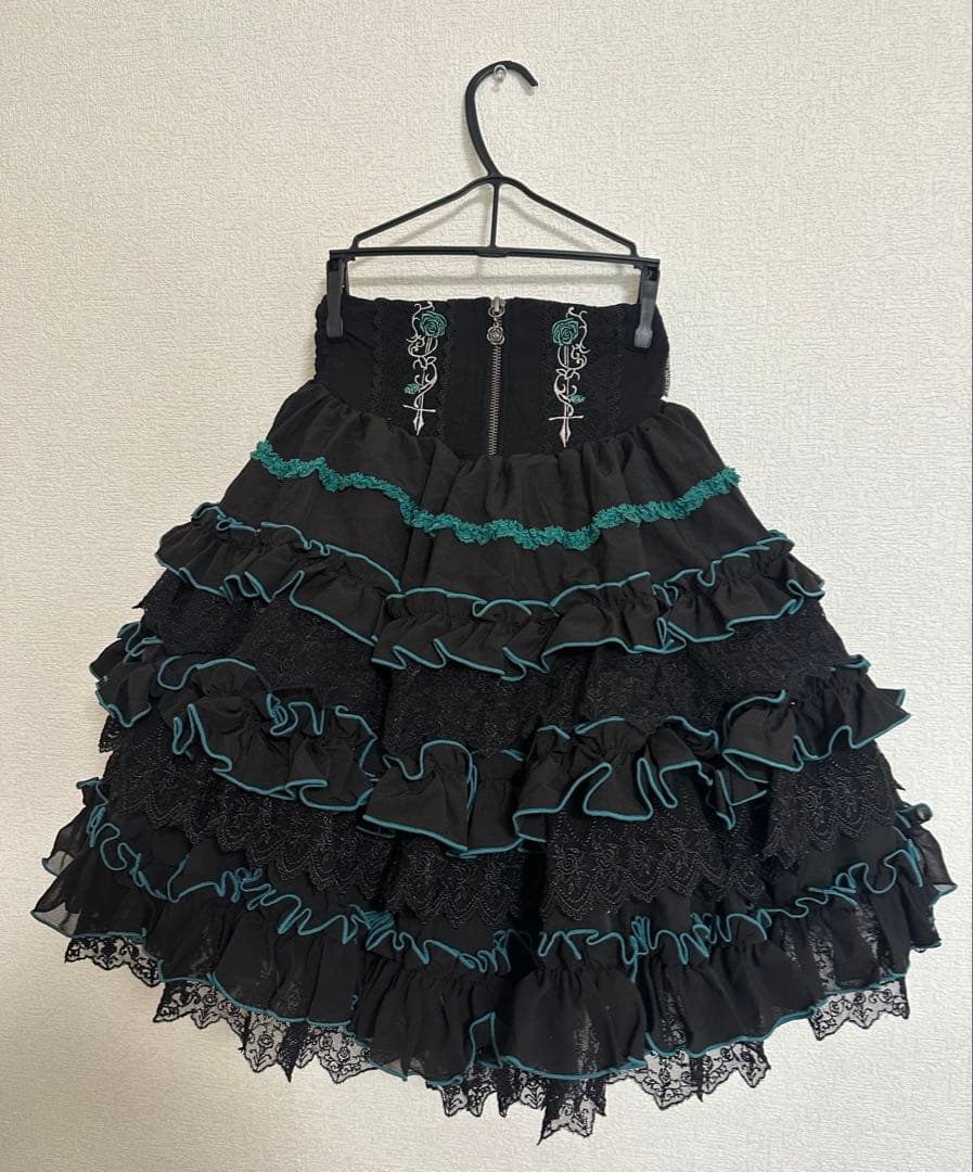 OZZoneste フリルスカート