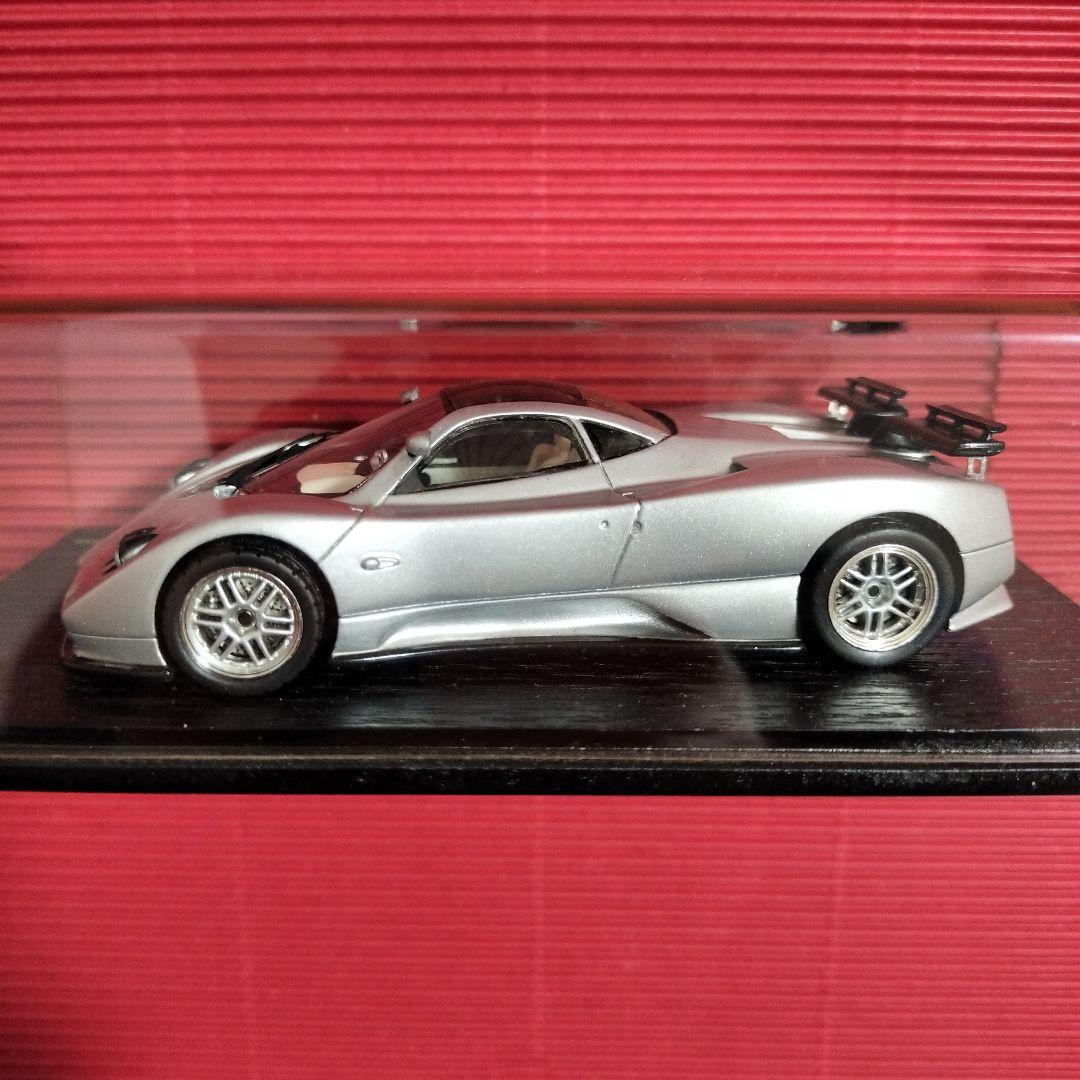 スパークモデル 1/43『パガーニゾンダ C12 7.3/シルバー』未開封品