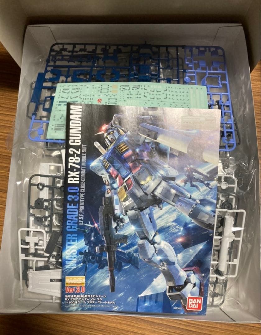 ガンプラ　RG RX-78-2 ver.3.0 クリアカラー　ガンダムベース限定
