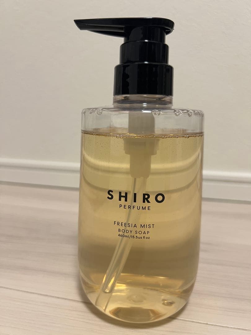 シロ　SIRO FREESIA MIST ボディソープ　フリージア ミスト