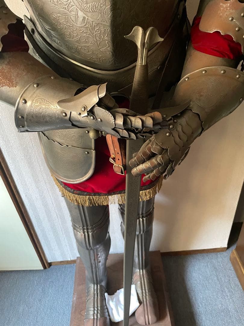 秀ちゃんさん専用最終価格　西洋甲冑実物大180センチ
