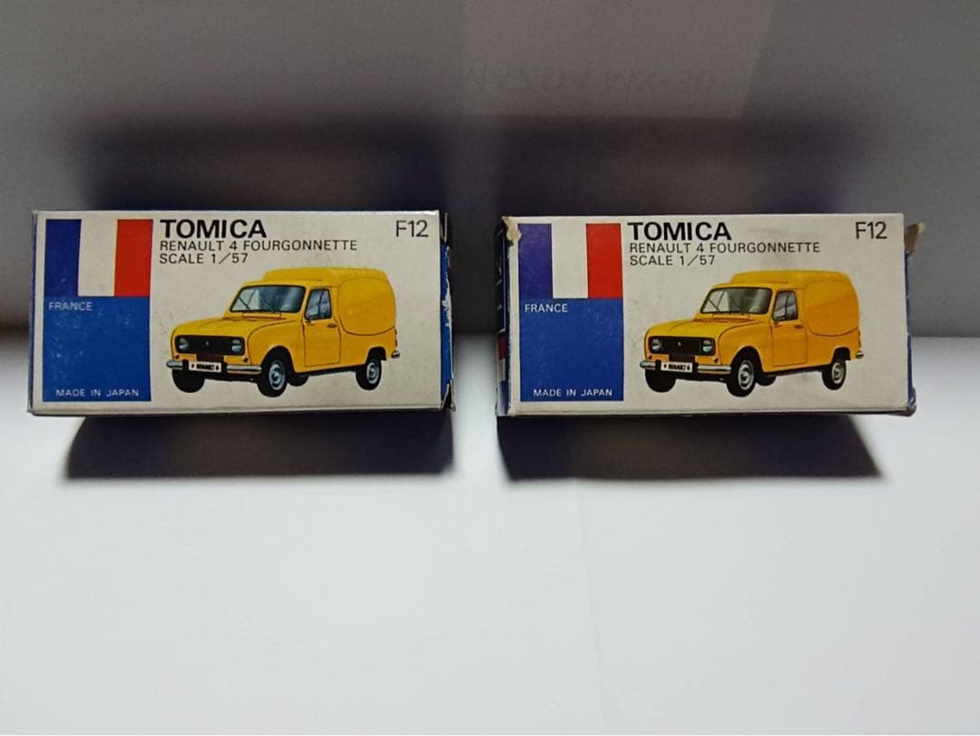 トミカ　外国車シリーズF12 ルノー4 フルゴネット　2個