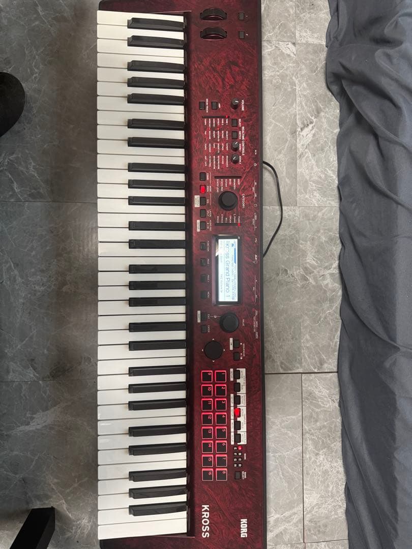 【本日限定価格】korg シンセサイザー KROSS2-61 限定色