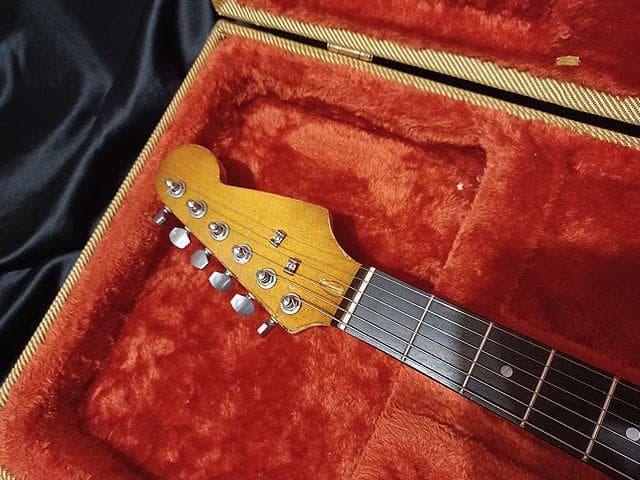 ★SurfGreen Relic Multilayer Stratocaster