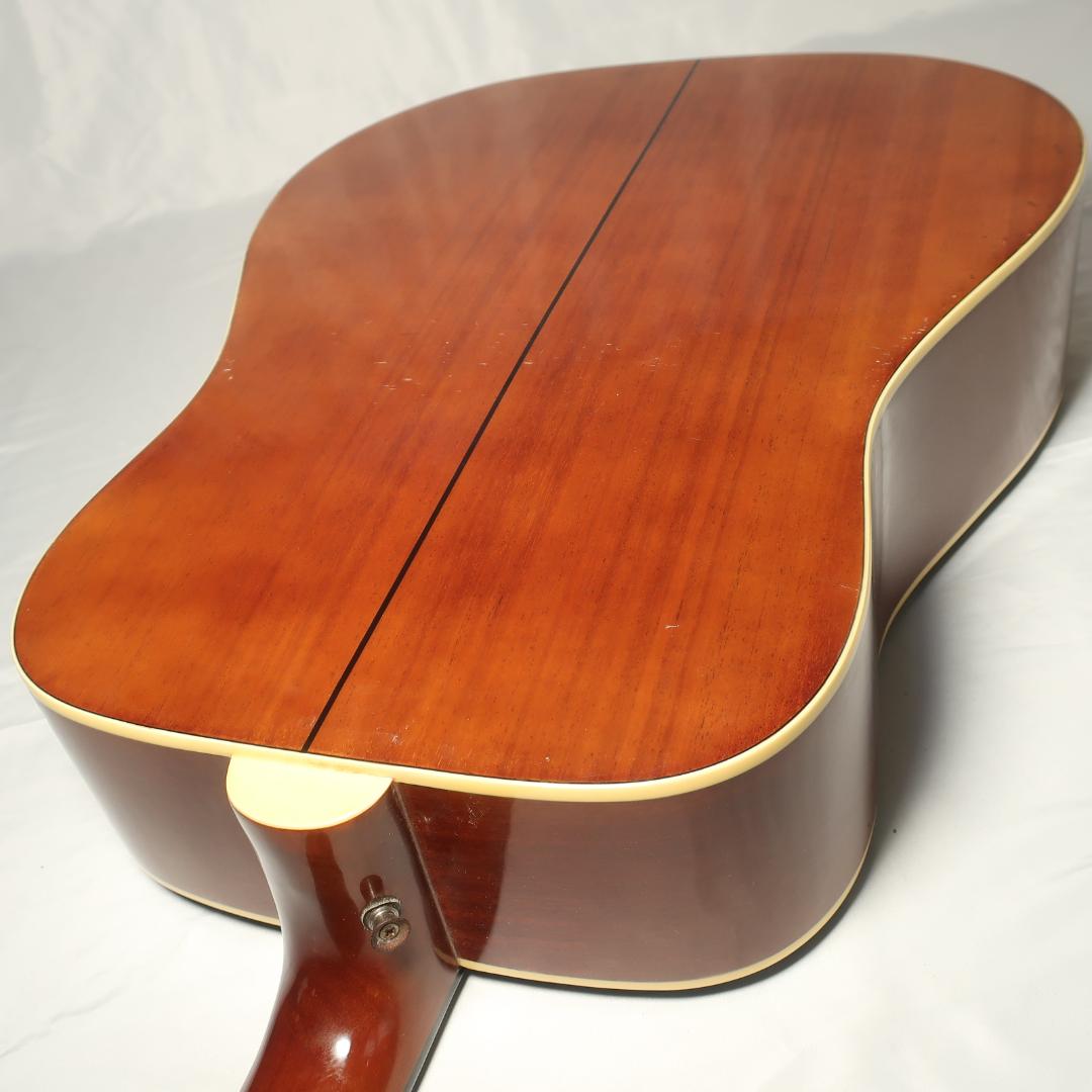 弦交換Epiphone DR-100/VS アコースティックギター 純正ケース付