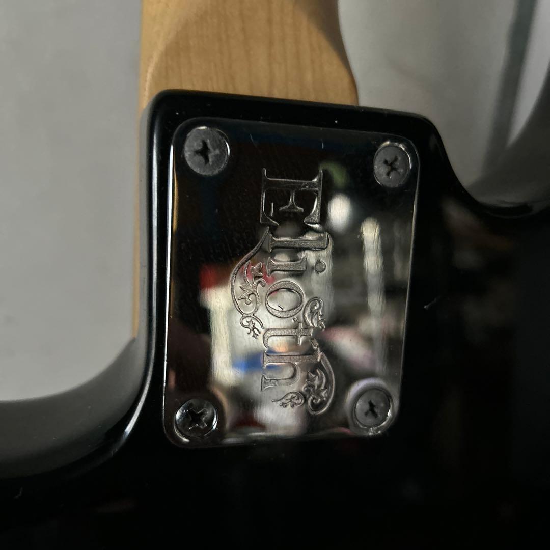 Elioth s305 ストラトキャスタータイプ