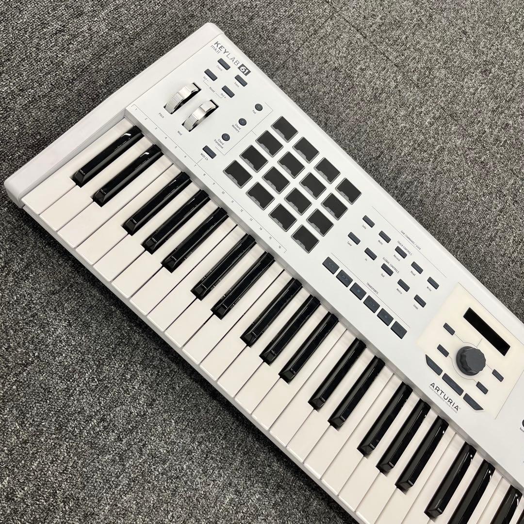 【11020】ARTURIA KEYLAB61 mkII MIDIキーボード