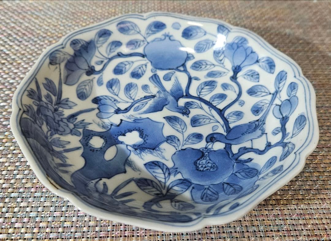 本物保証❗️】江戸前期～中期 藍柿右衛門　柘榴に双鳥図　14.8cm　 唐草文皿