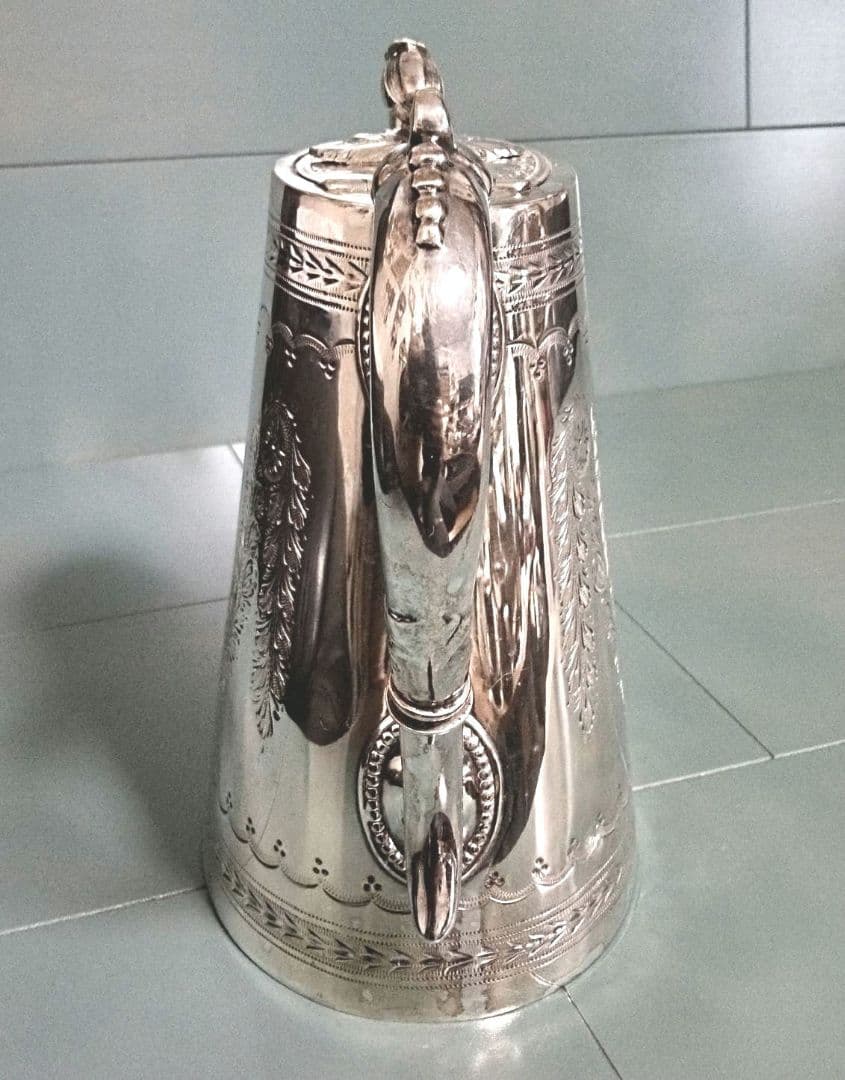 英国アンティーク　シルバーポット