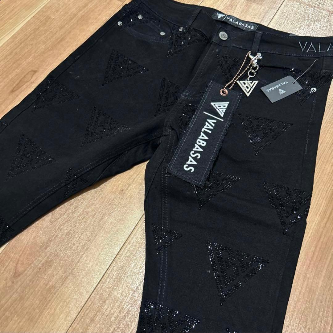 【新品未使用】valabasas ブラックフレア ラインストーンデニム 32
