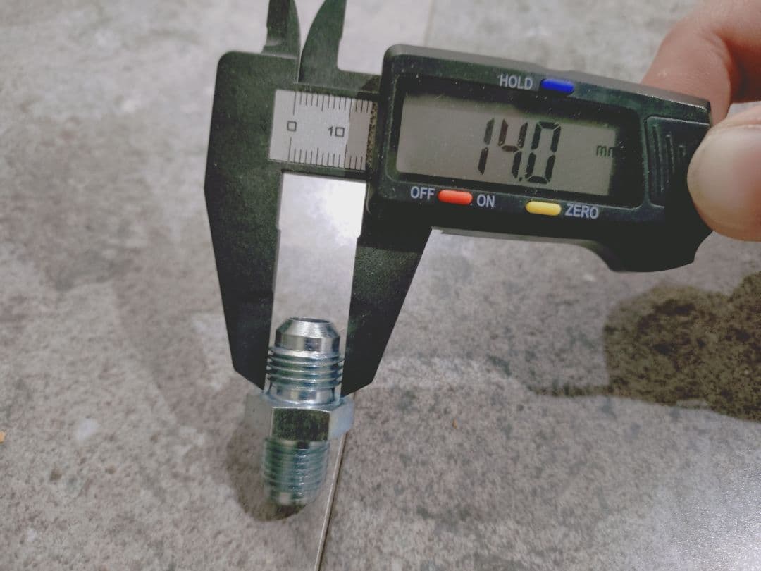 インパラ　オイルクーラーホース　新品