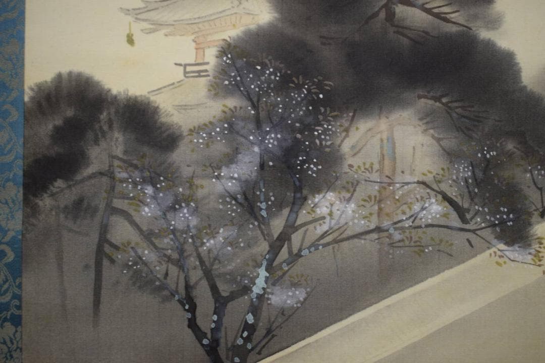 真作/小島紫光/月下桜五重の塔図/古都の春/桐共箱付/布袋屋掛軸HI-437