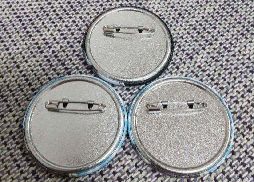 進撃の巨人　エレン・イェーガー　描きおろし 海Ver　ハンジ　ミカサ　リヴァイ