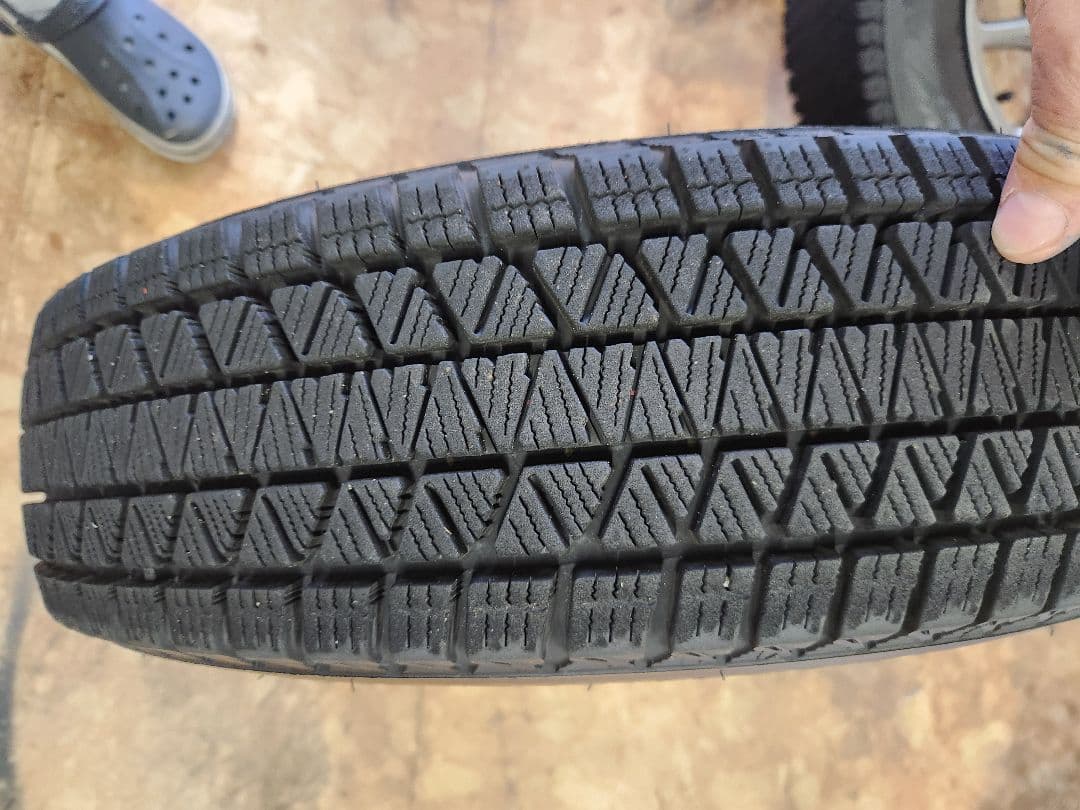 ブリヂストン 16インチ スタッドレスタイヤ ホイールセット