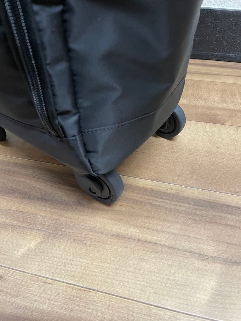 ◆未使用品◆ スワニー D-630 ポルド イス付 L21 ブラック×レッド色