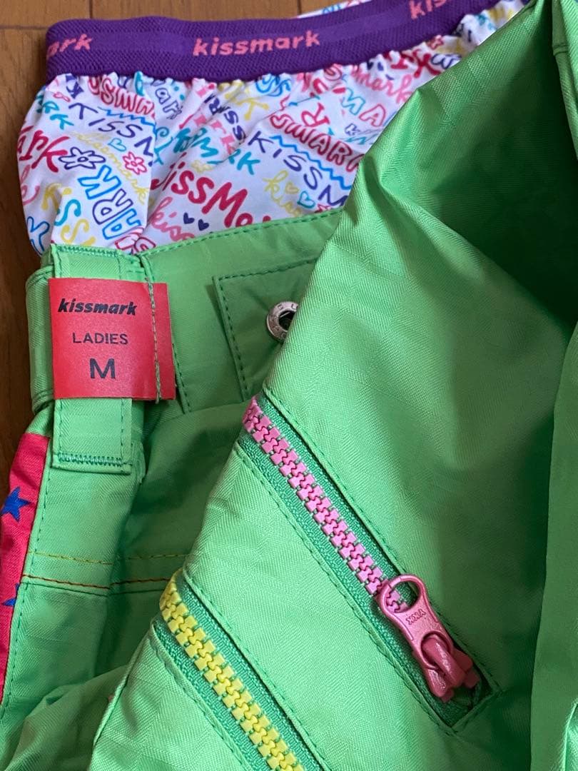 美品　Kissmark キスマーク　スキー　スノーボード　ウェア　Ｍ