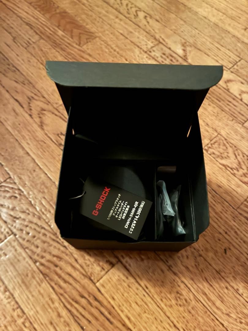 新品　未使用★G-SHOCK リングウォッチ　DWN-5600-4JR レッド