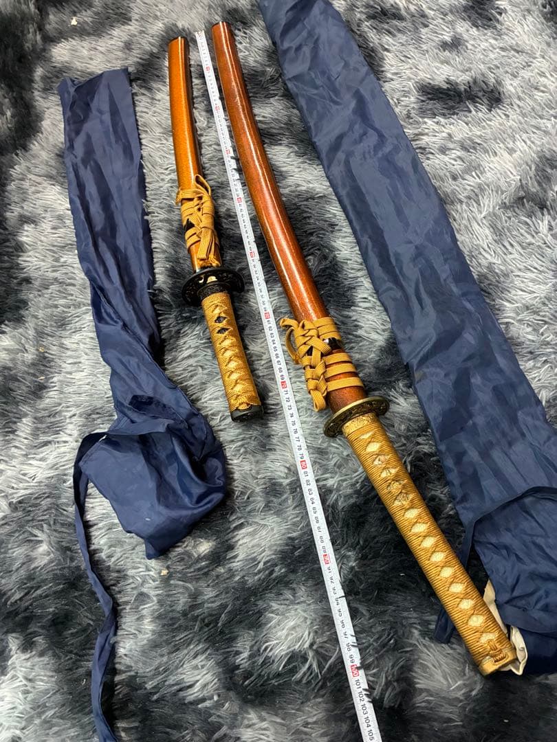 G0）模造刀 打刀と脇差2点セット 金茶漆鞘 模造刀 黒金鍔