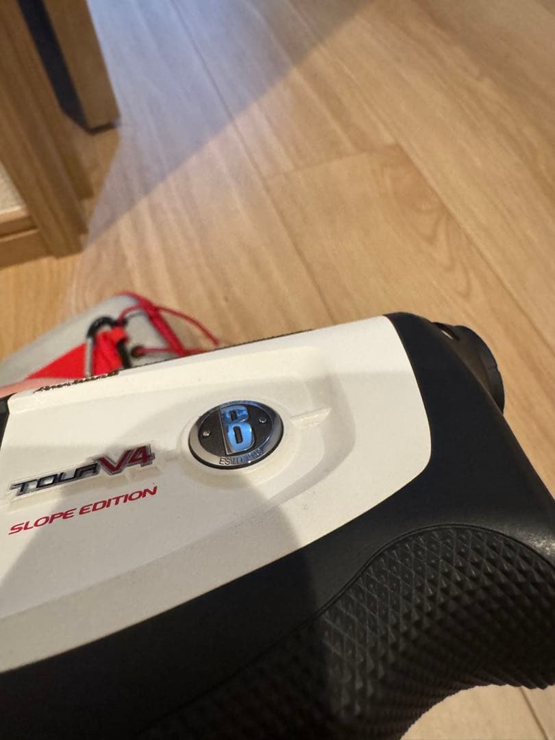 レーザー距離計　ブッシュネル ピンシーカー　ツアー　V4ジョルト ツアー　XE