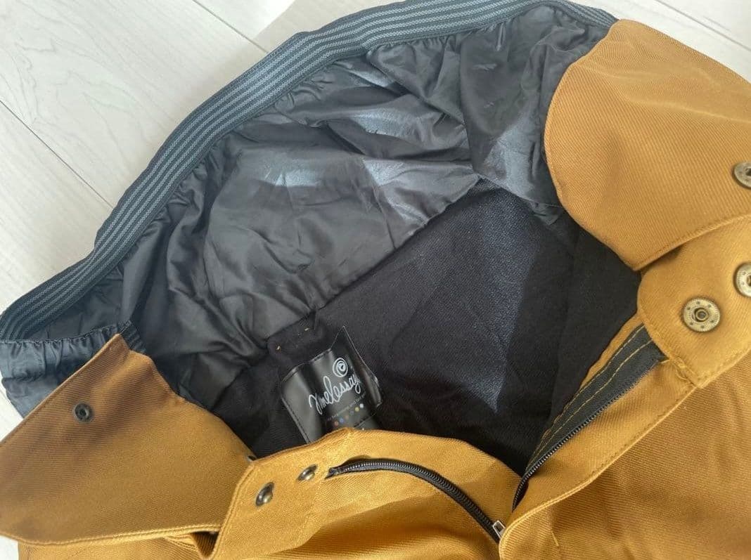 スノーボードウエア　Namelessage Lサイズ　上下　セットアップ