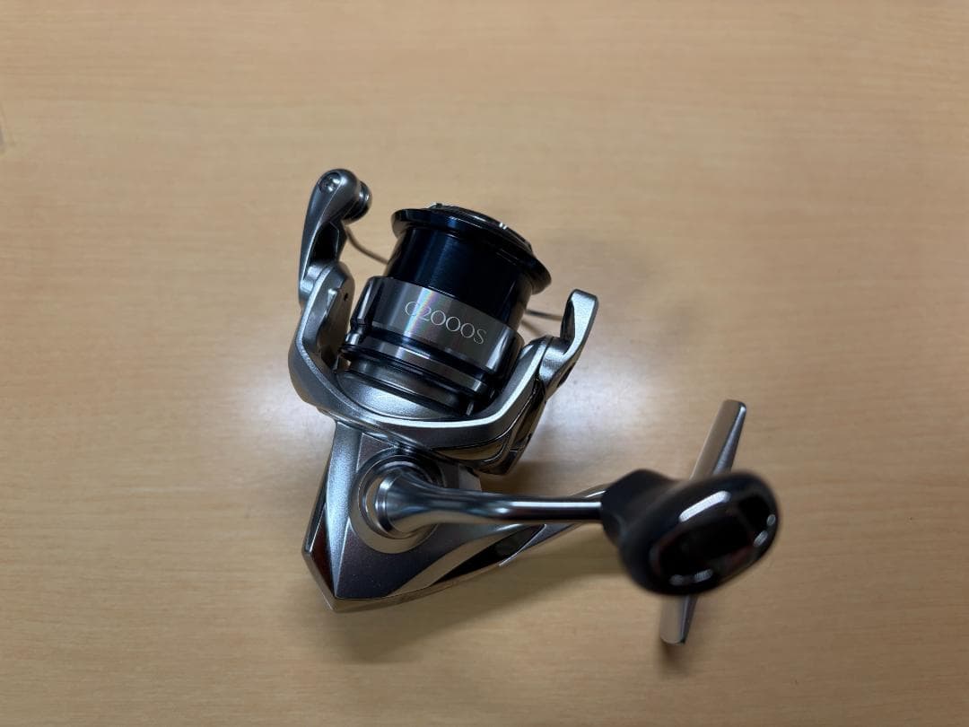 SHIMANO 19 STRADIC C2000S スピニングリール