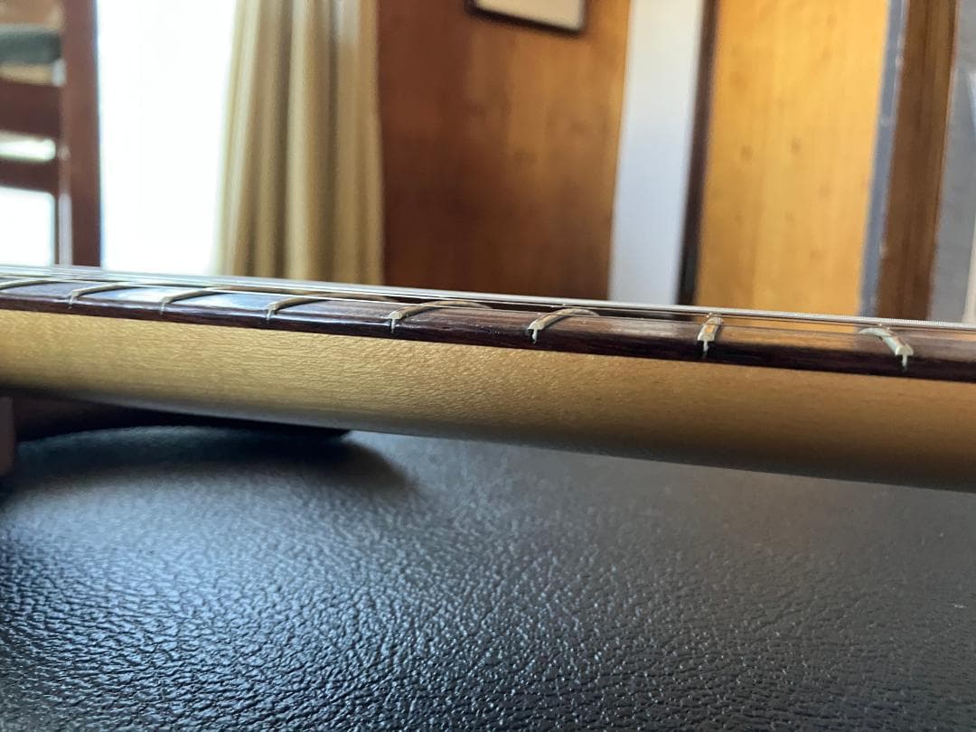 Fender New American Vintage 1965ストラト