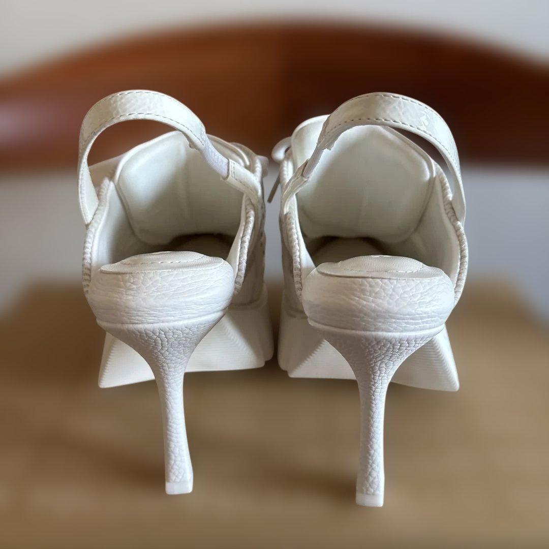 yello イエロ　ホワイト メッシュ スニーカーサンダル ミュール　高ヒールS