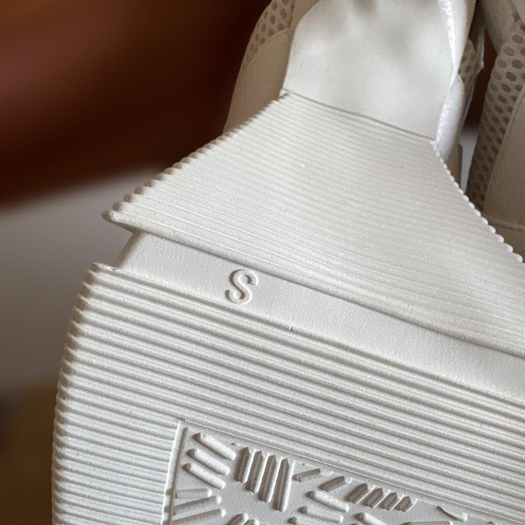 yello イエロ　ホワイト メッシュ スニーカーサンダル ミュール　高ヒールS