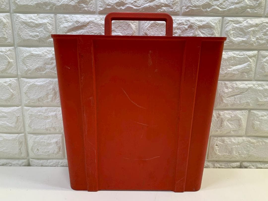 272Z 限定品ビンテージ Olivetti Valentine 赤いバケツ