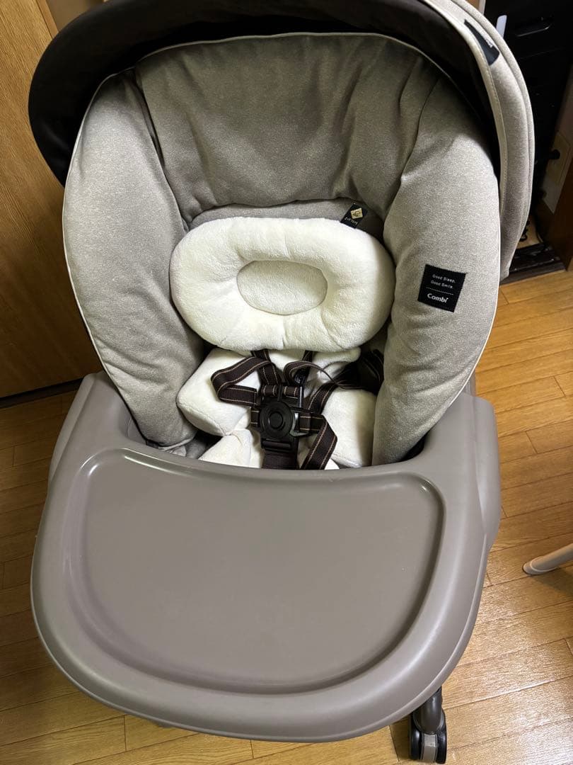 コンビ　ネムリラ　オートスウィング