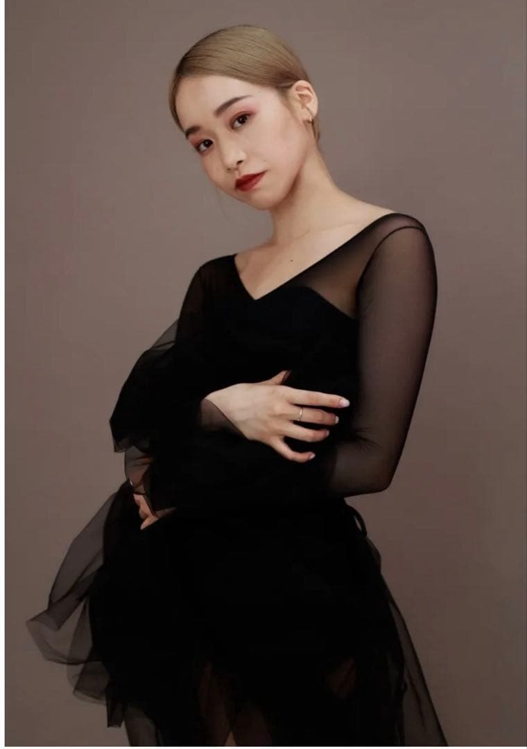 新品　unoa ブラックレオタード　MSサイズ