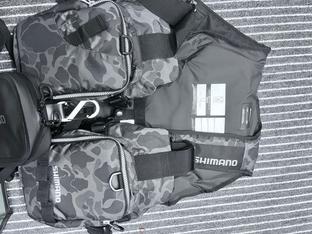 新品　マズメ　MAZUME 防寒着 ダイワ　シマノ