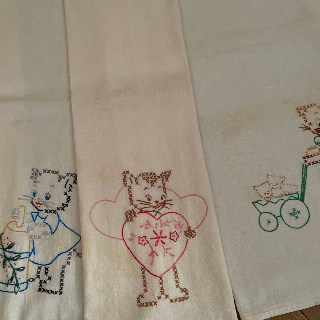 ☆レア☆ヴィンテージ キトゥン エンブロイダリーウィークリークロス ７枚セット