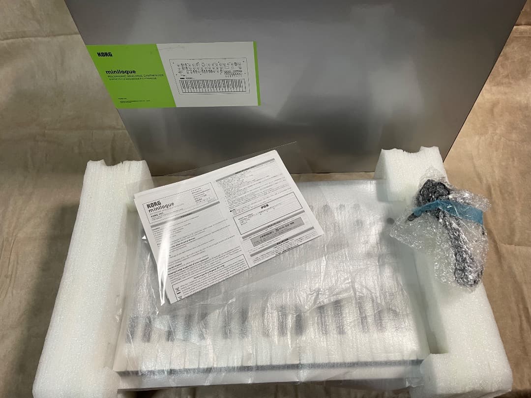 鍵盤楽器 KORG minilogue