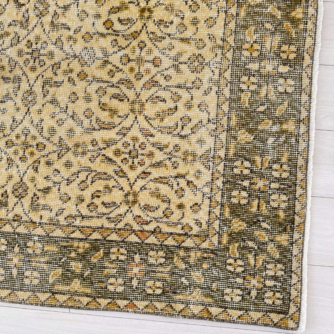 トルコ ヴィンテージラグ A130 イエロー オリーブグリーン オーバーダイラグ