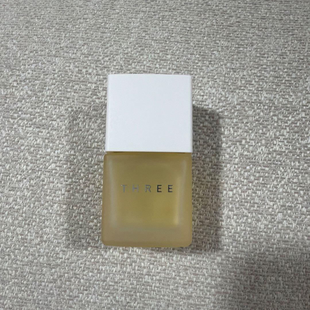 THREE エミング フェイシャル オイルエッセンス Ｒ
