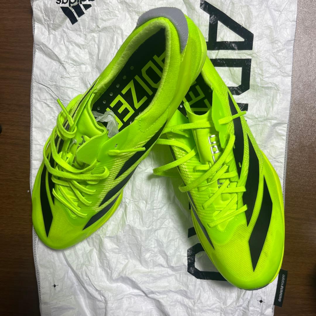 adizero フィネス